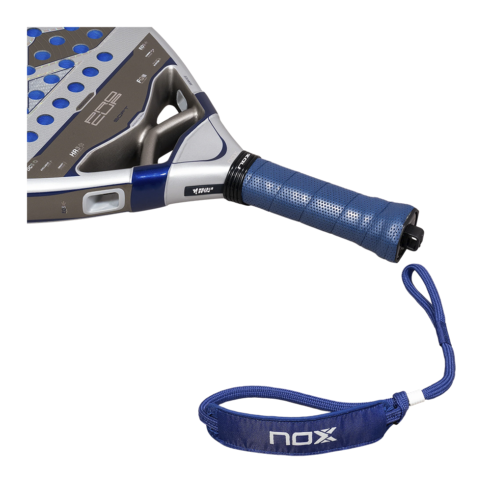Nox Pro Cup Soft padel racket - grip detail