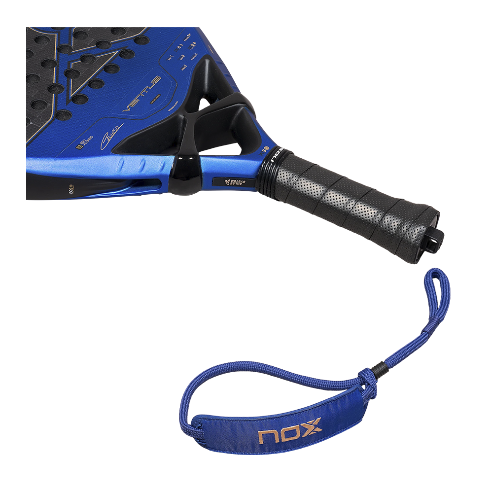 Nox Ventus Hybrid 12K XTREM padel racket - heart detail (alternate)